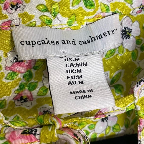 Cupcakes & Cashmere Lime Green Floral Ruffle Neck Tie Blouse - Picture 6 of 11